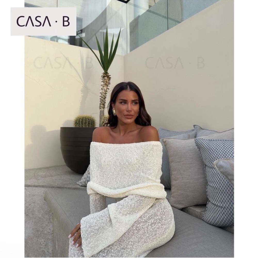 SOLD OUT💫 CASA B| Soriana Off the Shoulder Boucle Long Sleeve Draped Maxi Dress - Picture 4 of 9